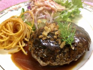 「ソレダメ」ハンバーグの格上げレシピ!名店が教えるワザとは?