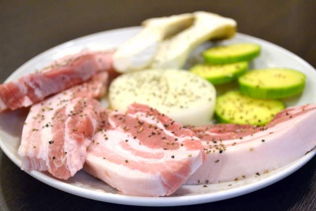 「ハナタカ」豚肉の解凍法・縮まない方法・相性のいい食材・生はダメ？