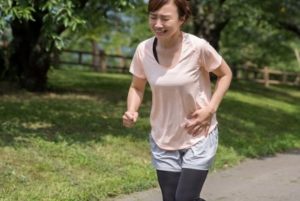 「チコちゃんに叱られる」脇腹が痛くなる理由と対策は？左右で違う？