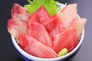 「バナナマンのせっかくグルメ」DA PUMPが小田原の海鮮丼・アジフライ・ホルモン堪能