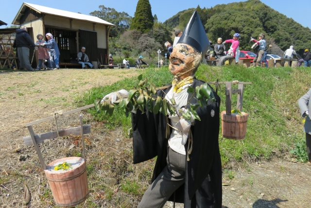 かかしの町・湯来のオオサンショウウオこんにゃく？「ナニコレ珍百景」