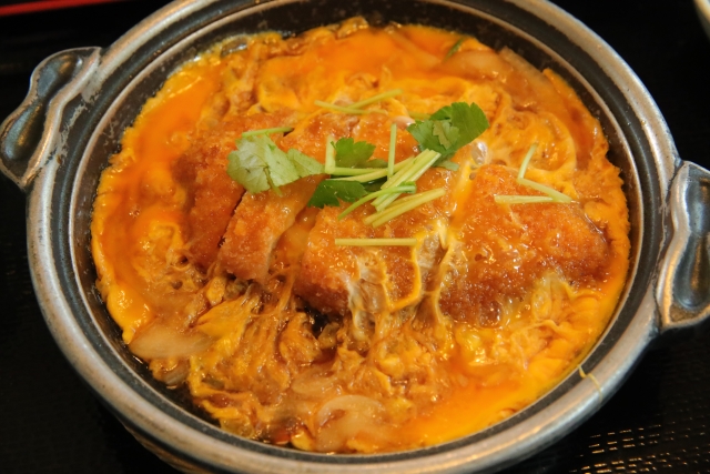 「つぶれない店」業務スーパーマニアのアレンジレシピのランキング!1食150円以下?