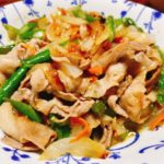 「ノンストップ」豚バラ肉とアスパラガスのレモン炒めのレシピ！
