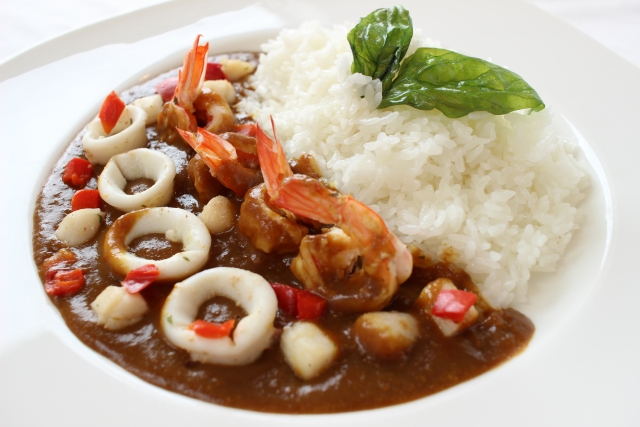 「かみひとえ」てんぷら阿部（銀座本店）のシーフードカレーのレシピ！ミシュランガイド2020掲載店！