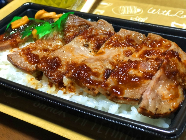「シューイチ」グルメ弁当対決！牛肉弁当vs海鮮弁当シューWhich?