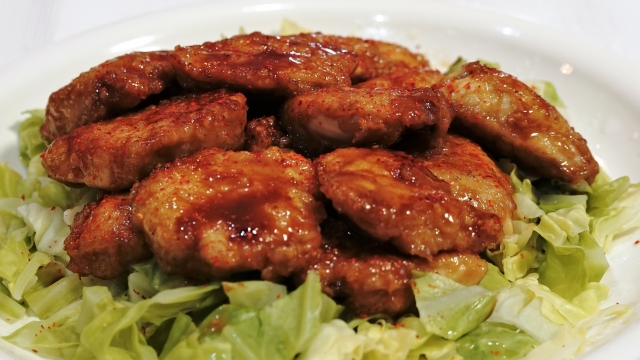 「ノンストップ」鶏むね肉のはちみつ照り焼きの梅風味のレシピ!