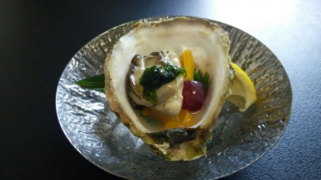 「男子ごはん」カキのオイル煮 のレシピ!サワーソースを添えて!