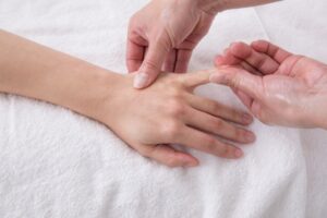 【あさイチ】ツボ押しで睡眠向上？【寝付けない・疲れがとれない】を解消！