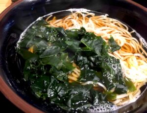 「ノンストップ」焼きそばとワカメでソースラーメン？ずん飯尾ワリカツ飯のレシピ！