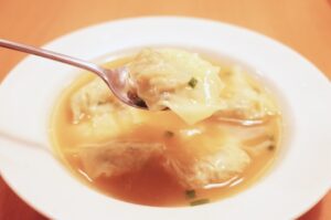 【土曜はナニする】ペルロオジエ・京都のフカヒレと鴨ワンタンの濃厚白湯のお取り寄せ！3月20日