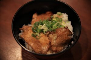 【ごはんジャパン】和風チャーシュー丼のレシピ！笹岡隆次がこじまねぎを調理！4月3日