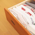 【ヒルナンデス】赤工友里の洋服収納テクニック！縦収納や秒速Tシャツのたたみ方は？4月8日