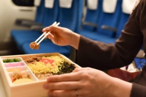 【ラヴィット】友近おすすめ駅弁！だし巻き弁当・えんの鶏飯風だし茶漬け・若鶏むすび？5月4日