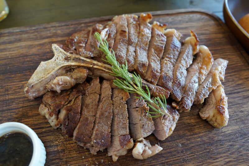 【スッキリ】アルゼンチン風BBQダーティステーキ・チミチュリソースの作り方（レシピ）は？