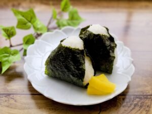 右近由美子のプロフィールや経歴は？おにぎり屋ぼんごの特長やメニューや場所は？